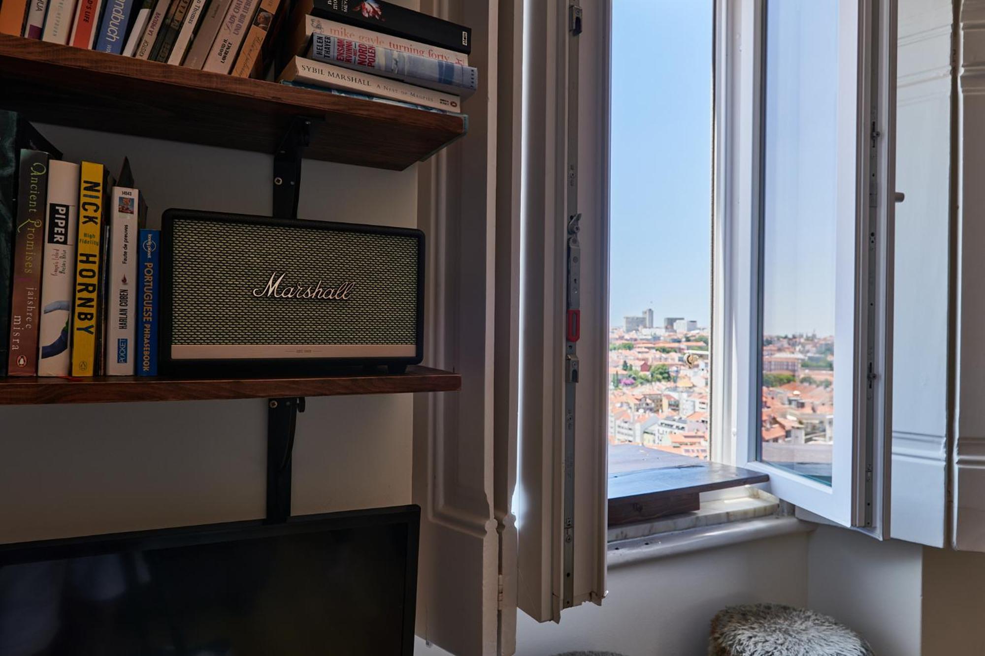 The Hilltop Nest Lisbon Exterior photo