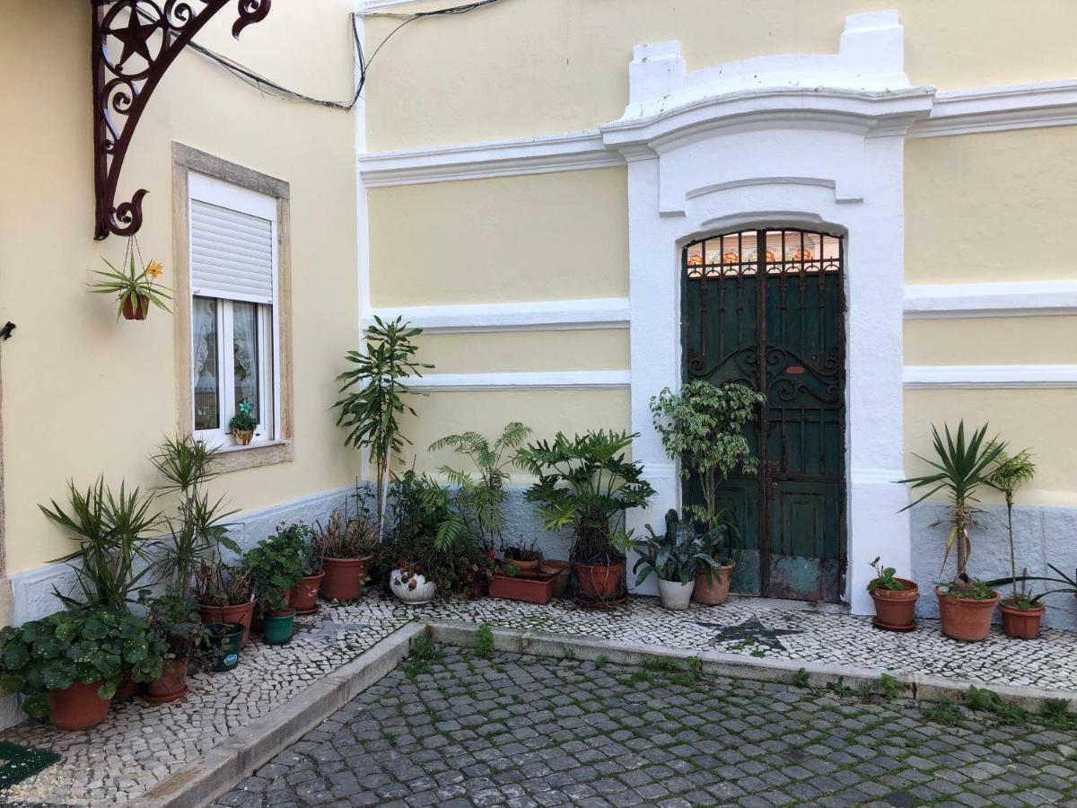 The Hilltop Nest Lisbon Exterior photo
